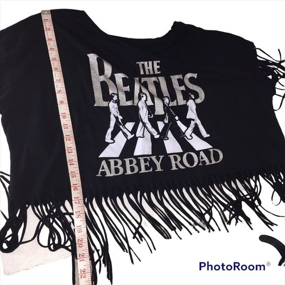 Beatles Abbey Road Cropped Fringed T-Shirt Sz XXL Oversized Black - Picture 7 of 7